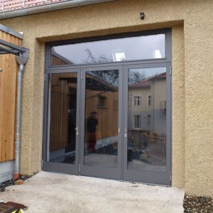 Zwei- und einflüglige Tür Schüco Jansen-Janisol